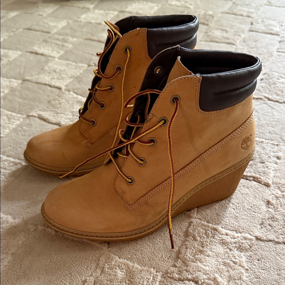 Timberland Women's Brown Lace-Up Wedge Boots